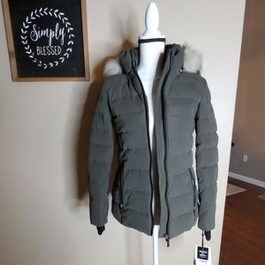 BNWT DKNY womens winter coat